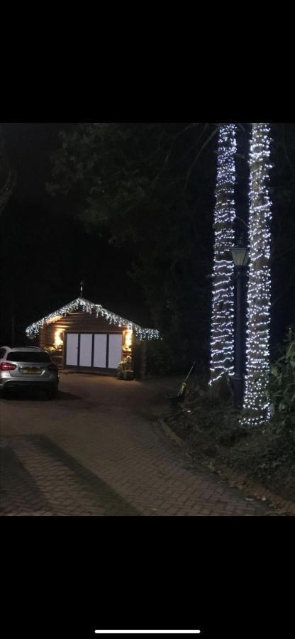 Log cabin Coventry Esterno foto